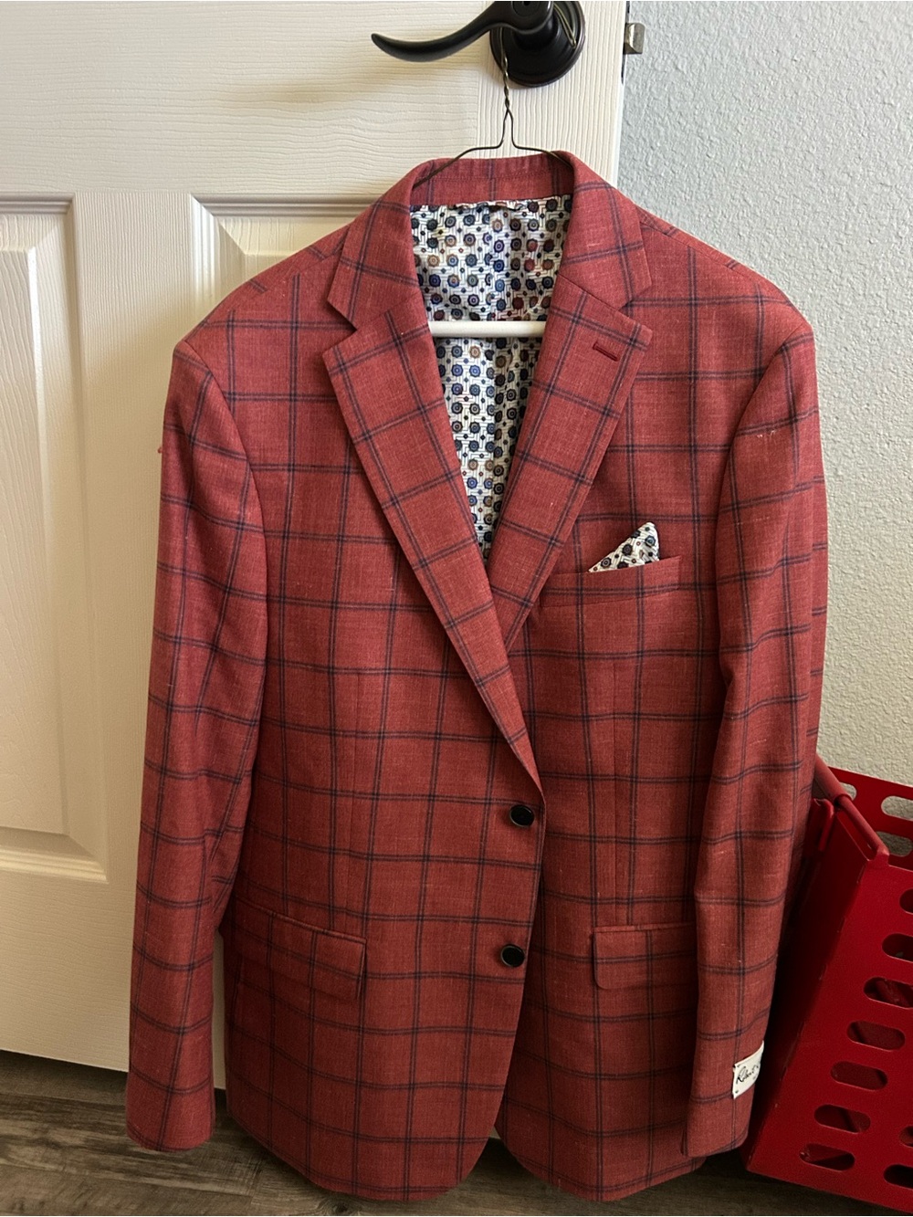 Robert Graham Red Plaid Sport Coat with Navy Windowpane